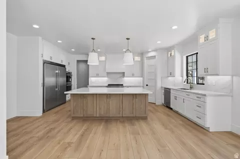 Kitchen - 258 E Maple Ridge Dr, Mapleton, UT 84664 photo 5 of 16