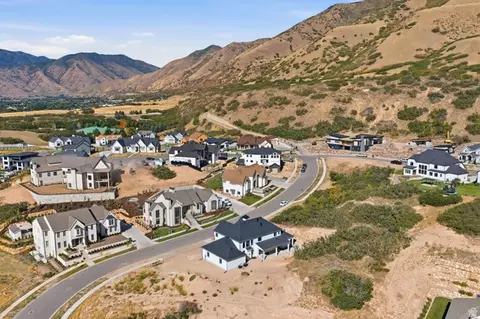 View/Area - 258 E Maple Ridge Dr, Mapleton, UT 84664 photo 5 of 10