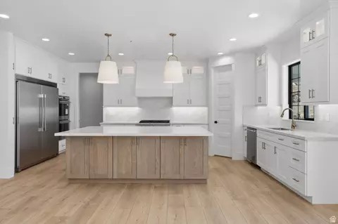 Kitchen - 258 E Maple Ridge Dr, Mapleton, UT 84664 photo 2 of 16