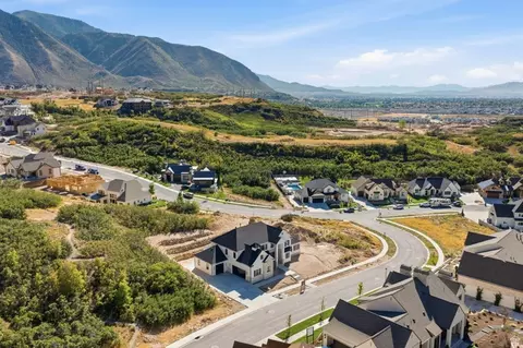 View/Area - 258 E Maple Ridge Dr, Mapleton, UT 84664 photo 4 of 10