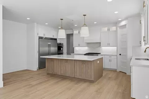 Kitchen - 258 E Maple Ridge Dr, Mapleton, UT 84664 photo 4 of 16