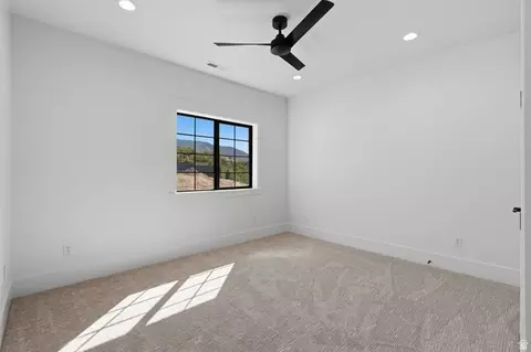 Bedroom - 258 E Maple Ridge Dr, Mapleton, UT 84664 photo 7 of 18