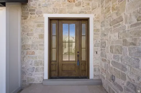 Entry Way - 258 E Maple Ridge Dr, Mapleton, UT 84664 photo 1 of 4