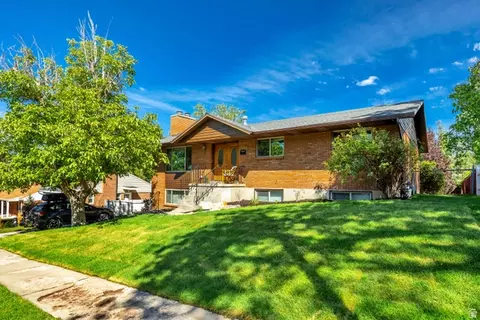 2555 Elm Ave S, Salt Lake City, UT 84109