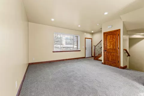 Living - 6563 S Lovendahle Ct, Murray, UT 84107 photo 4 of 6