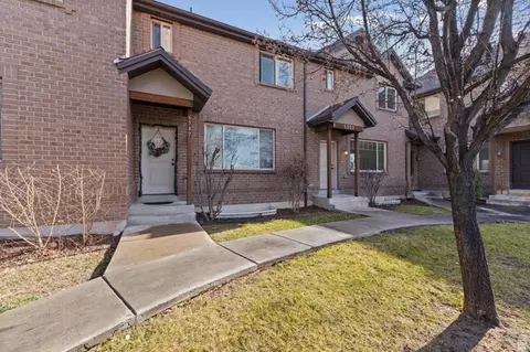 Exterior - 6563 S Lovendahle Ct, Murray, UT 84107 photo 3 of 18