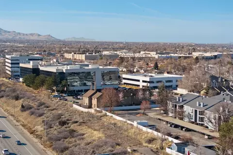 View/Area - 6563 S Lovendahle Ct, Murray, UT 84107 photo 23 of 25