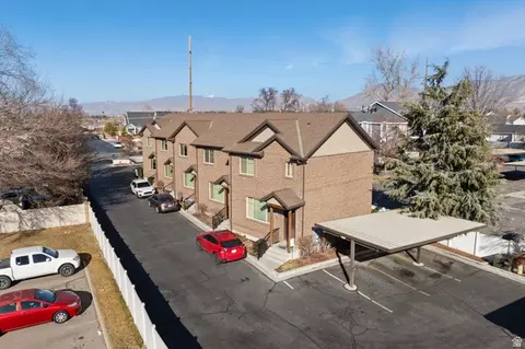 Exterior - 6563 S Lovendahle Ct, Murray, UT 84107 photo 9 of 18