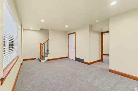 Living - 6563 S Lovendahle Ct, Murray, UT 84107 photo 6 of 6