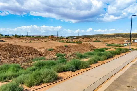 Undisclosed, Hurricane, UT 84737 photo 13