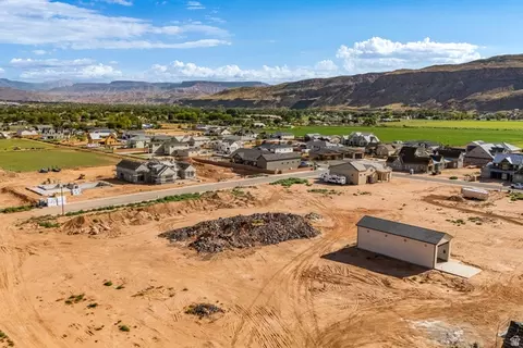 Undisclosed, Hurricane, UT 84737 photo 7