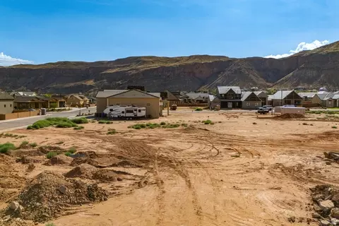 Undisclosed, Hurricane, UT 84737 photo 12
