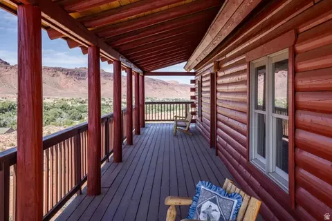 Exterior - 1707 Kayenta Dr, Moab, UT 84532 photo 4 of 7