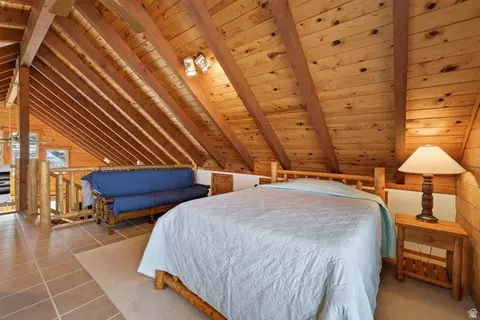 Bedroom - 1707 Kayenta Dr, Moab, UT 84532 photo 4 of 5