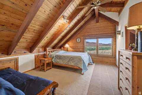 Bedroom - 1707 Kayenta Dr, Moab, UT 84532 photo 3 of 5