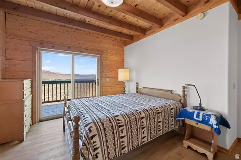 Bedroom - 1707 Kayenta Dr, Moab, UT 84532 photo 2 of 5