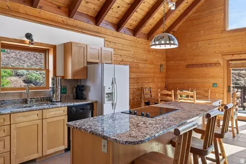 Kitchen - 1707 Kayenta Dr, Moab, UT 84532 photo 1 of 3