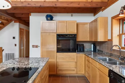 Kitchen - 1707 Kayenta Dr, Moab, UT 84532 photo 3 of 3