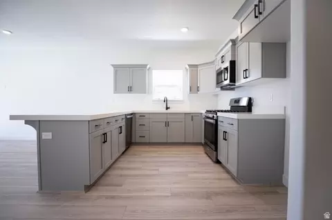 Kitchen - 452 E 650 N #67, Salem, UT 84653 photo 1 of 1