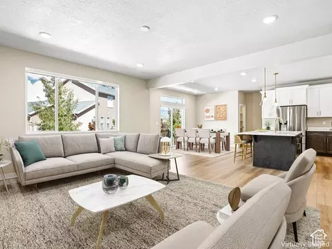 Living - 367 E Unchartered Ln S, Draper, UT 84020 photo 2 of 3