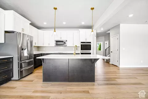 Kitchen - 367 E Unchartered Ln S, Draper, UT 84020 photo 2 of 5