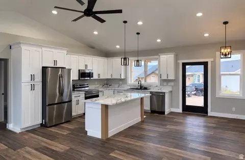 564 E River Heights Dr, Duchesne, UT 84021 photo 5