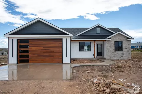 564 E River Heights Dr, Duchesne, UT 84021