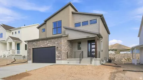 Exterior - 3385 E Baywater Dr, Eagle Mountain, UT 84005 photo 3 of 4