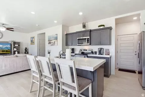 Kitchen - 212 N 590 E, Vineyard, UT 84059 photo 2 of 7