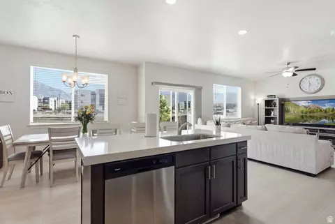 Kitchen - 212 N 590 E, Vineyard, UT 84059 photo 4 of 7