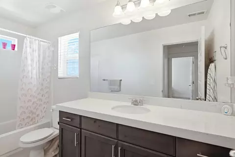 Bath - 212 N 590 E, Vineyard, UT 84059 photo 6 of 8