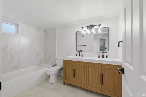 Bath - 332 E 200 S, American Fork, UT 84003 photo 2 of 2
