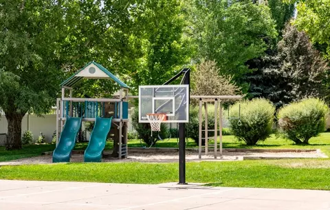 Exterior - 520 Mission Dr, Midway, UT 84049 photo 12 of 12