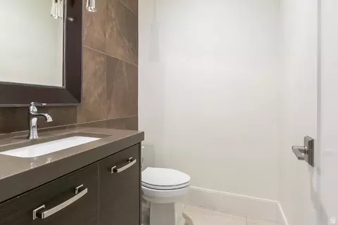 Bath - 520 Mission Dr, Midway, UT 84049 photo 3 of 7
