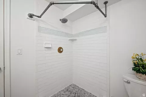 Bath - 64 S 320 W, Orem, UT 84058 photo 4 of 4