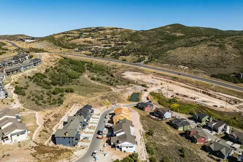 View/Area - 369 W Ascent Dr #263, Hideout, UT 84036 photo 5 of 13