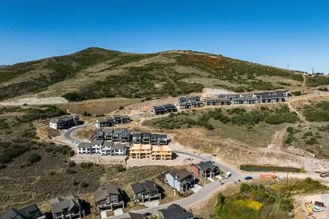 View/Area - 369 W Ascent Dr #263, Hideout, UT 84036 photo 7 of 13