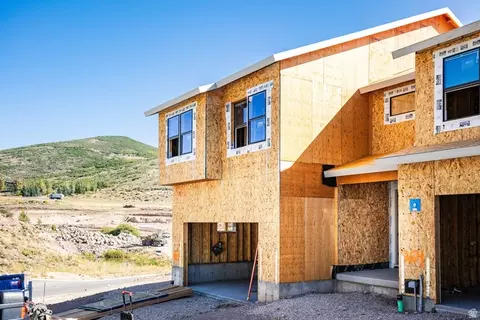 Exterior - 369 W Ascent Dr #263, Hideout, UT 84036 photo 4 of 15