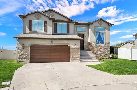 169 N Walton Ct, North Salt Lake, UT 84054