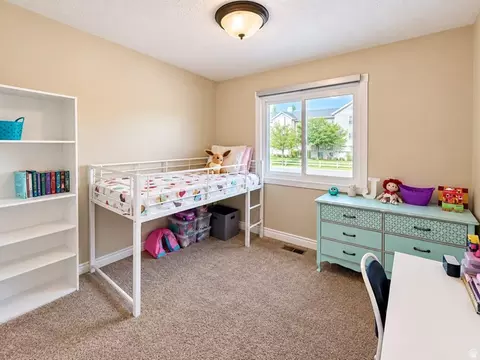 Bedroom - 125 E Hanover Dr, Orem, UT 84058 photo 4 of 6