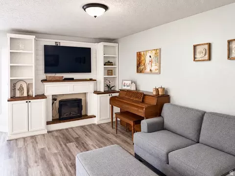 Living - 125 E Hanover Dr, Orem, UT 84058 photo 2 of 2