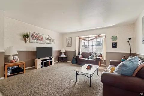 Living - 655 E 600 N #13, Provo, UT 84606 photo 1 of 2