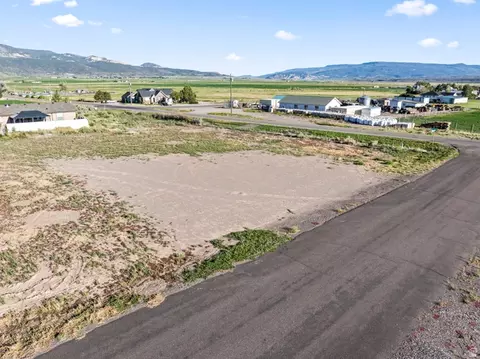 500 N 160 E #14, Loa, UT 84747 photo 2