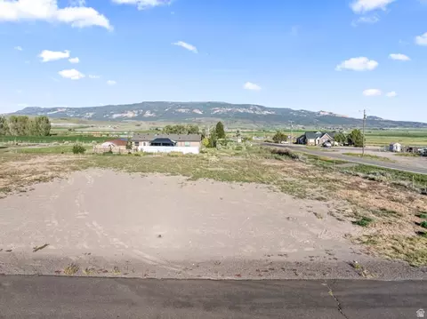 500 N 160 E #14, Loa, UT 84747 photo 10