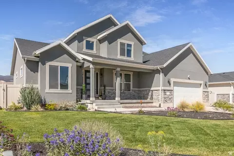8428 S Allison Bend Dr, West Jordan, UT 84081