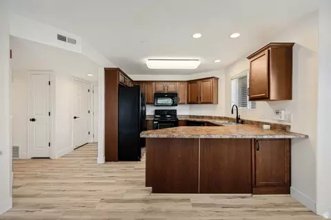 Kitchen - 90 E Resaca Dr S #C-1, Sandy, UT 84070 photo 1 of 3