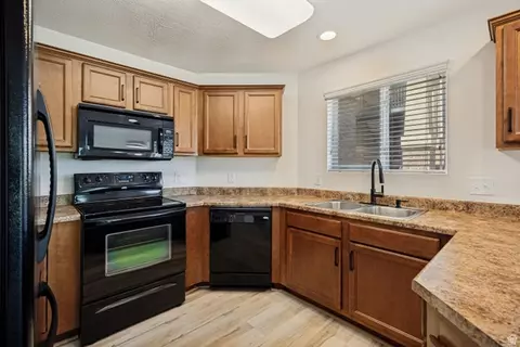 Kitchen - 90 E Resaca Dr S #C-1, Sandy, UT 84070 photo 3 of 3