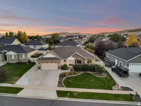 1321 W Trailside Dr, Santaquin, UT 84655