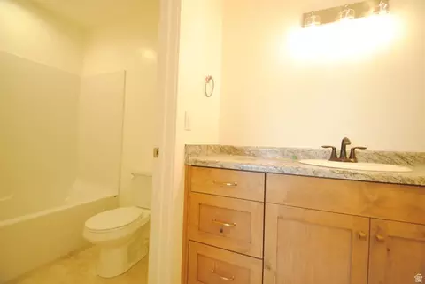 Bath - 185 E Ctr, Lewiston, UT 84320 photo 3 of 3