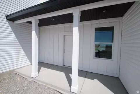 Exterior - 185 E Ctr, Lewiston, UT 84320 photo 3 of 5
